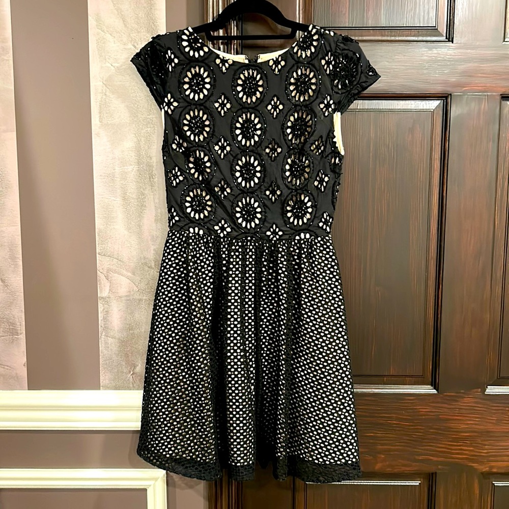 Alice & Olivia - Size 2
